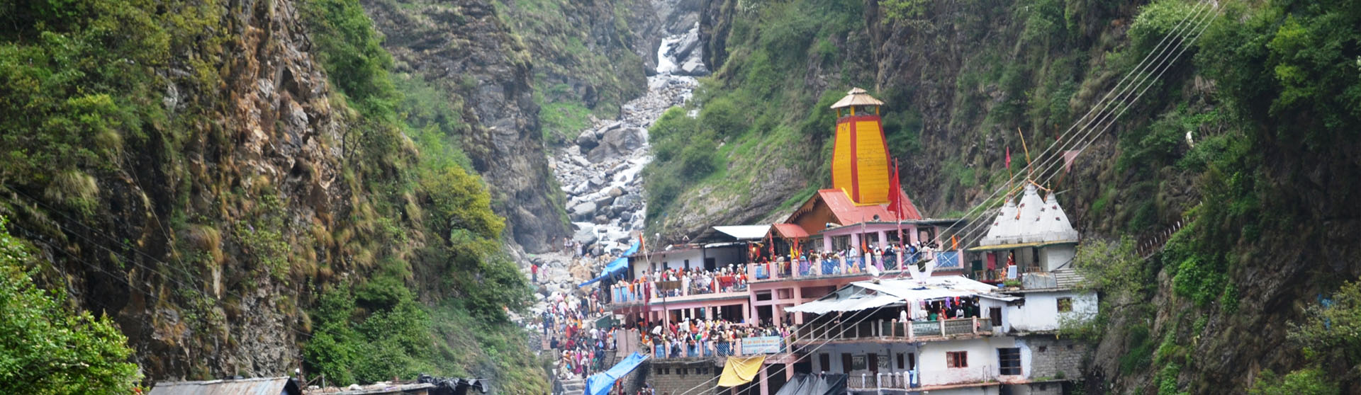 Car Rental/Taxi Services, vishnu Tour and Travel Agency near me in Haridwar and Delhi